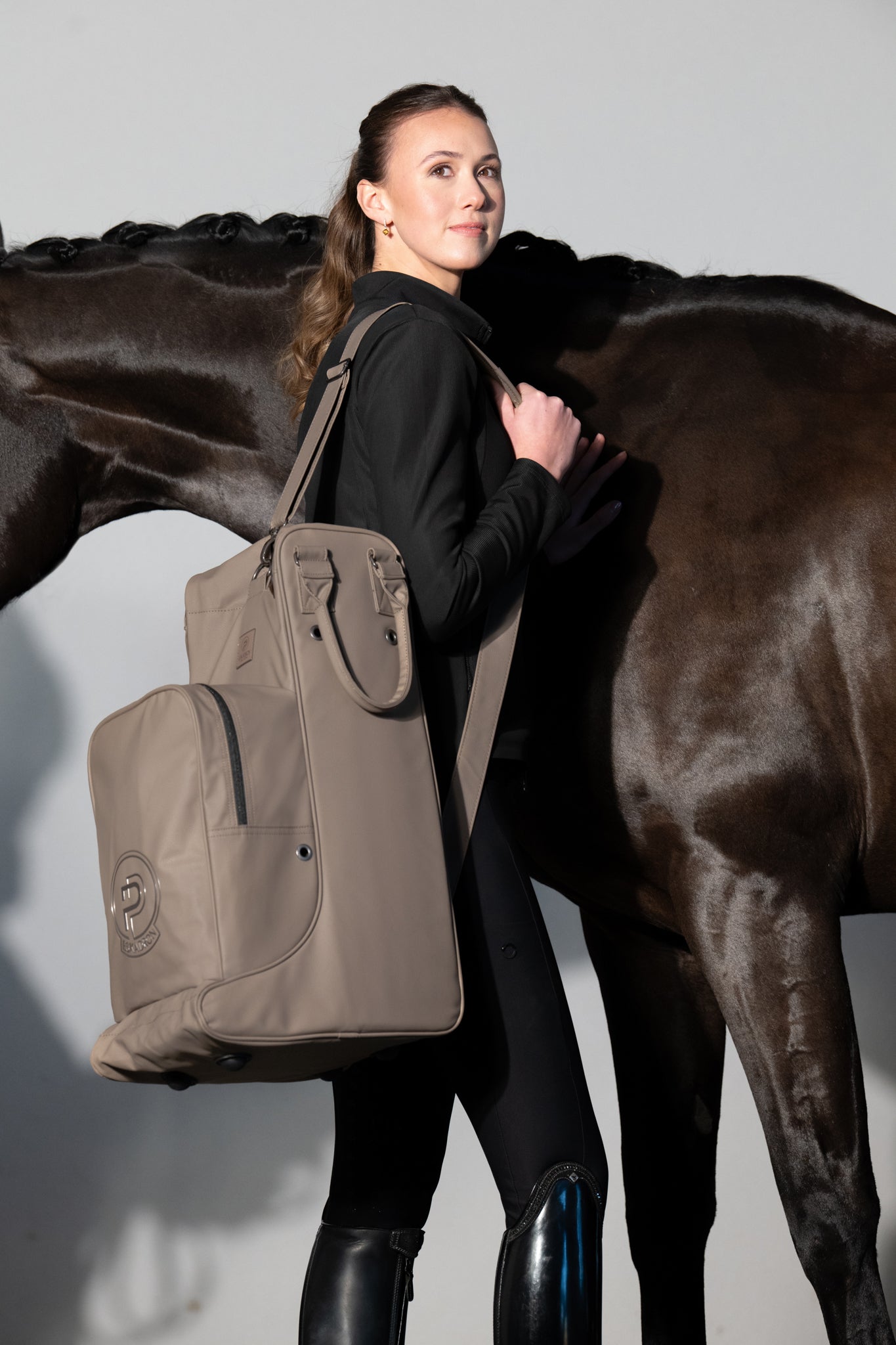 Sac à bombe & bottes Faux Leather - Eskadron platinum 25