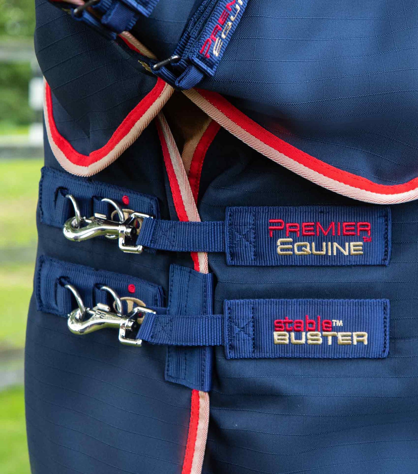 Couverture de box, Buster 100gr avec cou amovible - Premier Equine