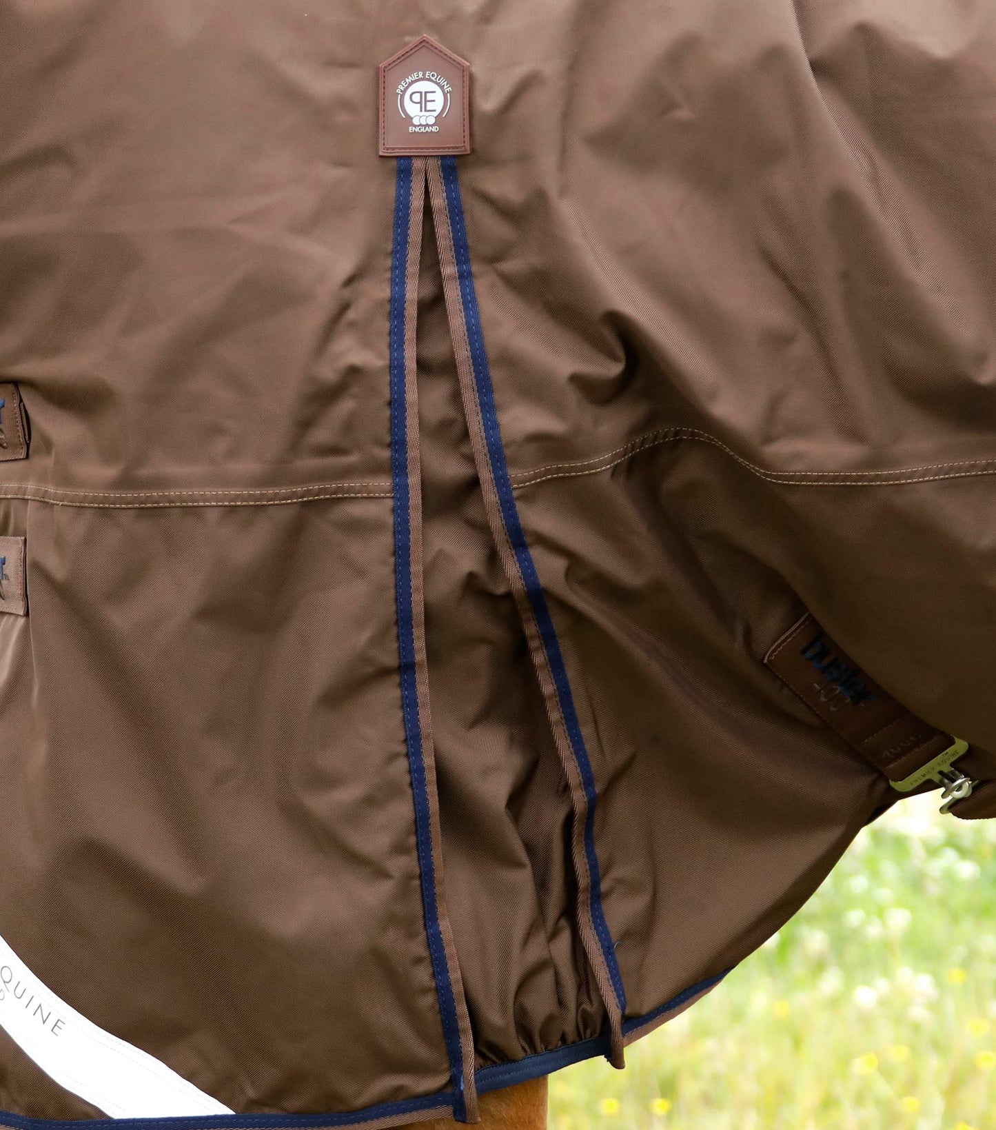 Couverture imperméable, Buster 400gr cou-amovible - Premier Equine