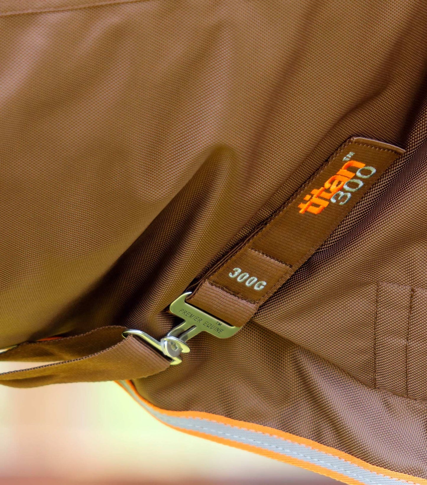 Couverture imperméable, Titan 300gr cou-amovible - Premier Equine