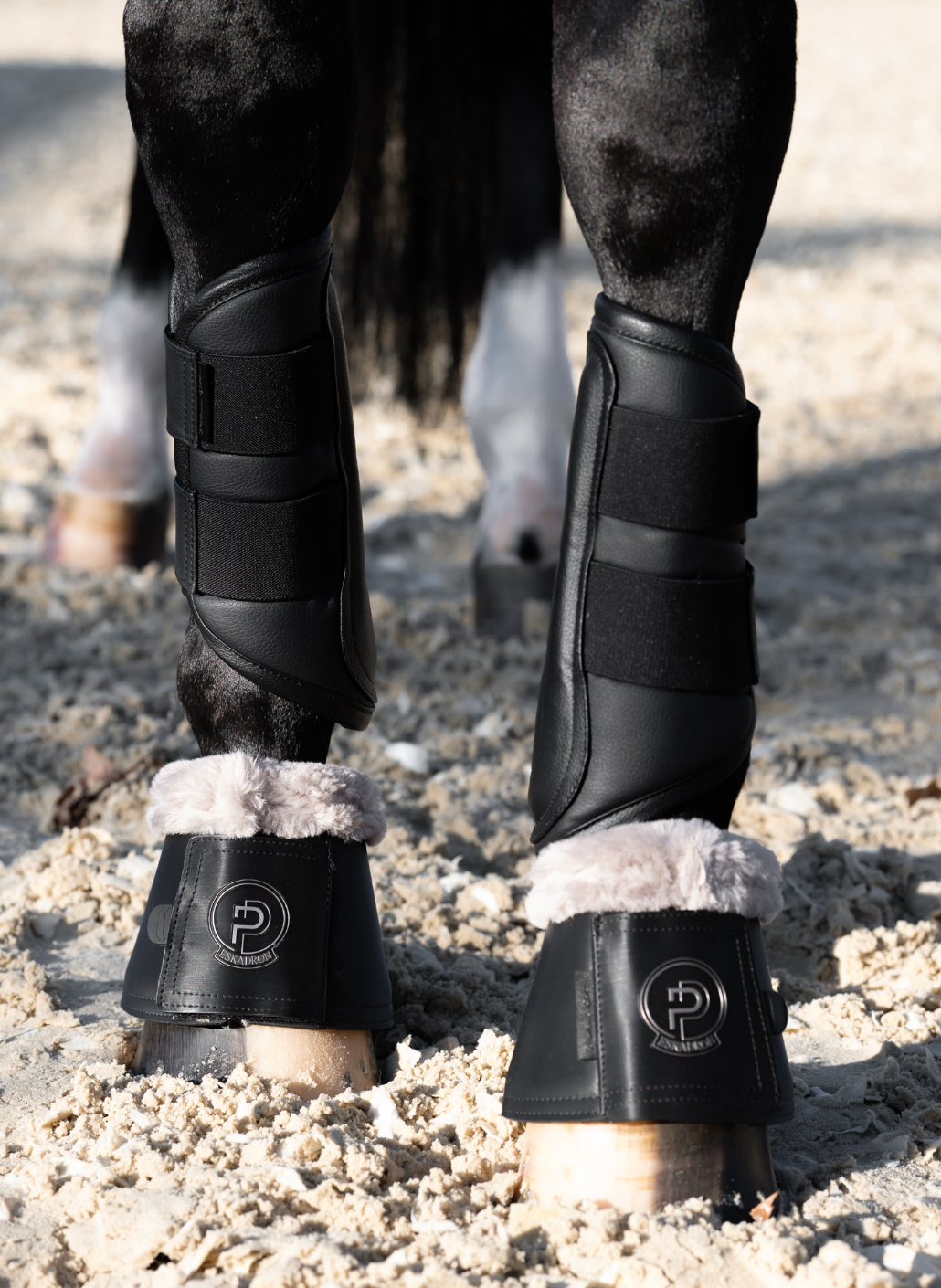 Cloches Softslate Faux fur - Eskadron platinum 25