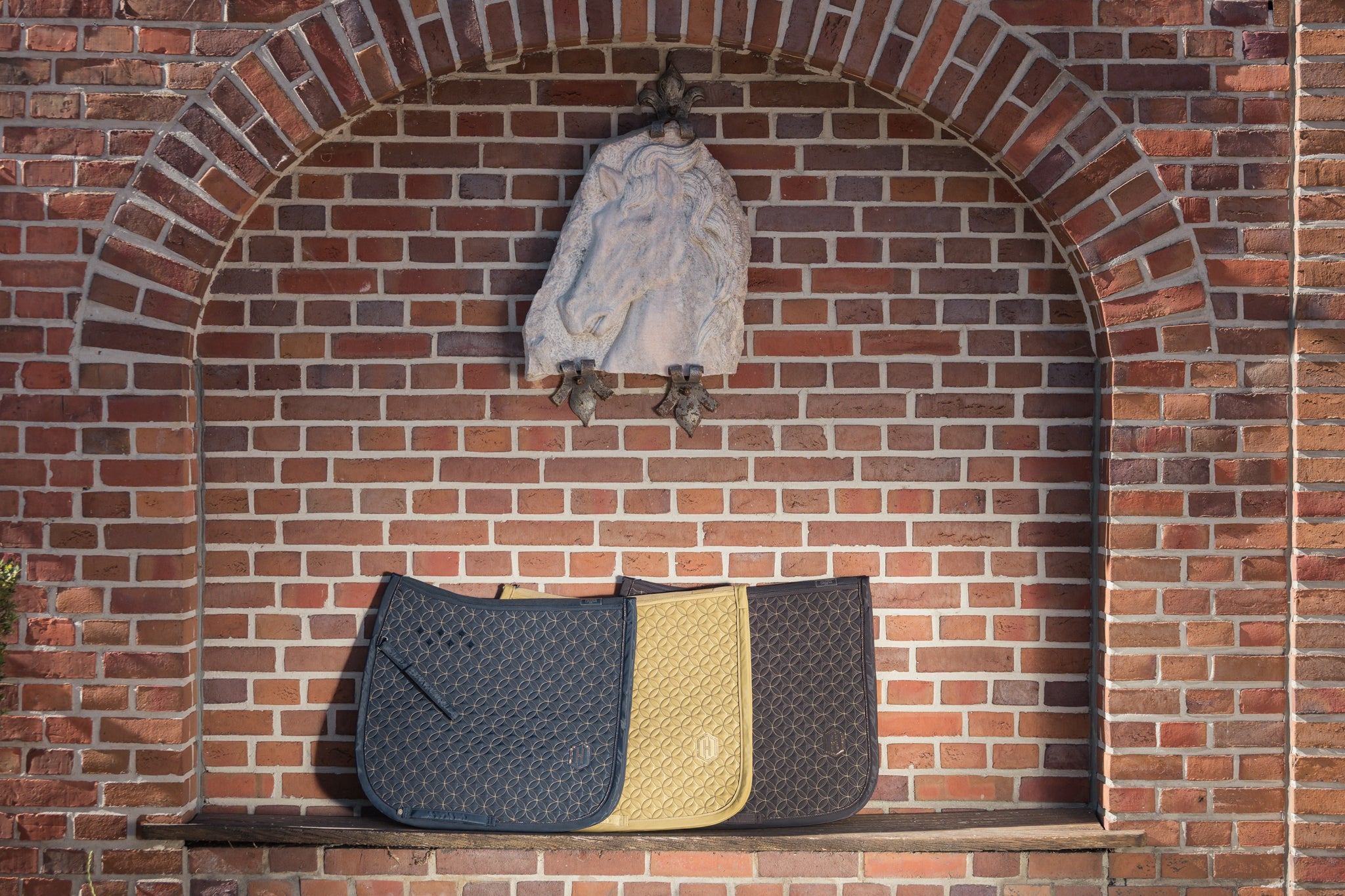 Tapis de selle Highgloss Contrast - Eskadron Héritage 25/26