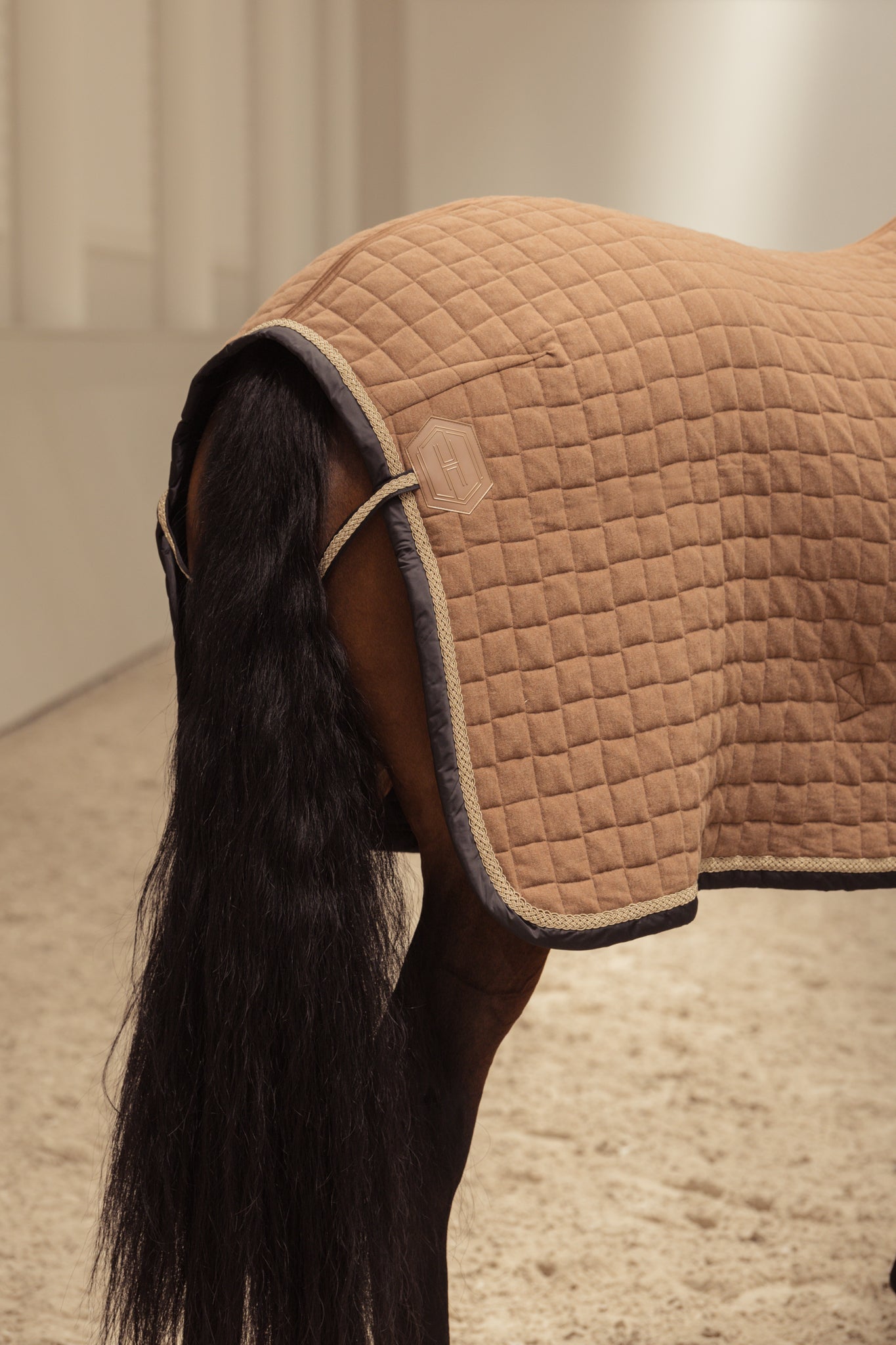 Sweet rug Acrylic quilted, almond - Eskadron heritage