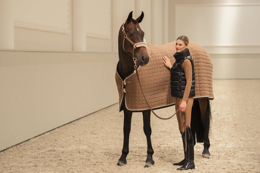 Sweet rug Acrylic quilted, almond - Eskadron heritage