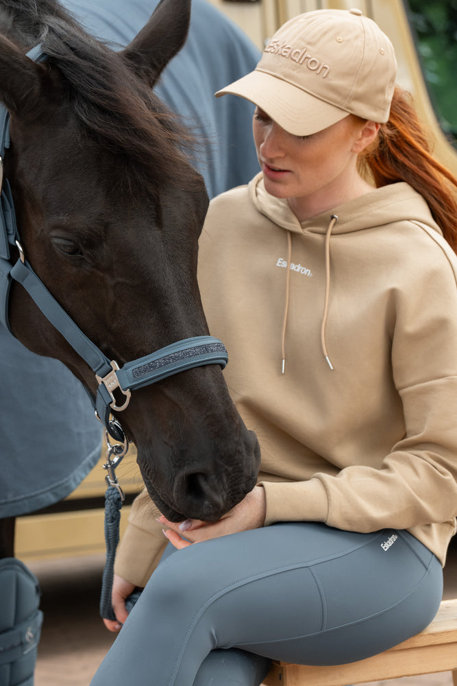 Licol Softshell Jewel DP - Eskadron Classic SS26