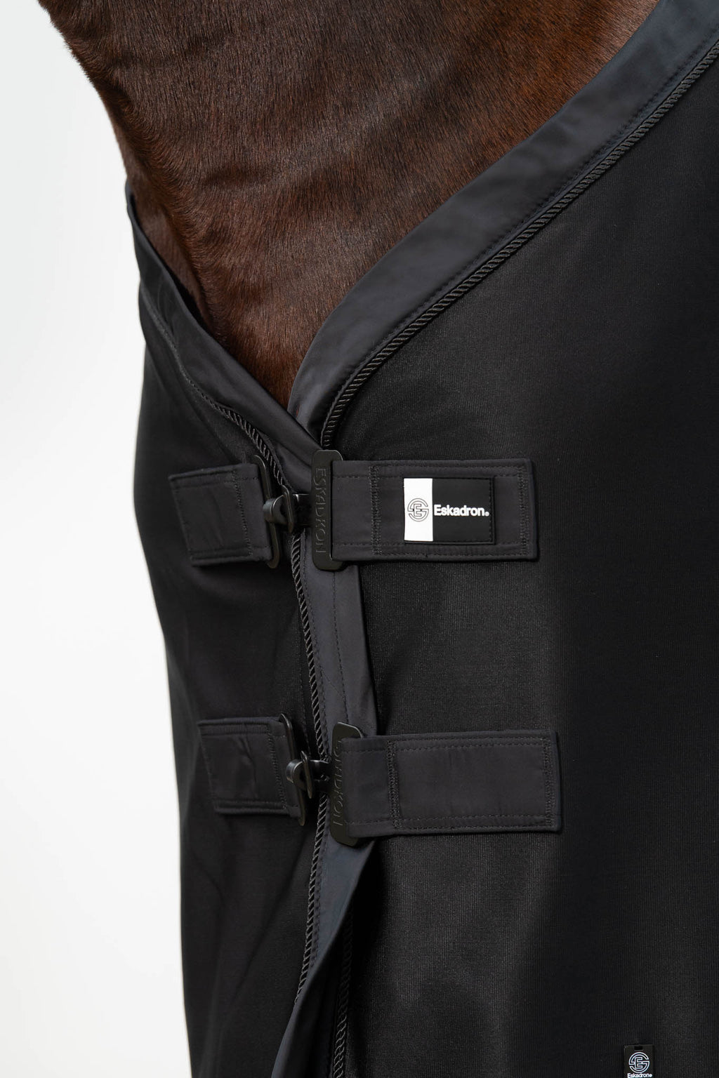 Sweat Rug Dura Emblem, black - Eskadron Dynamic