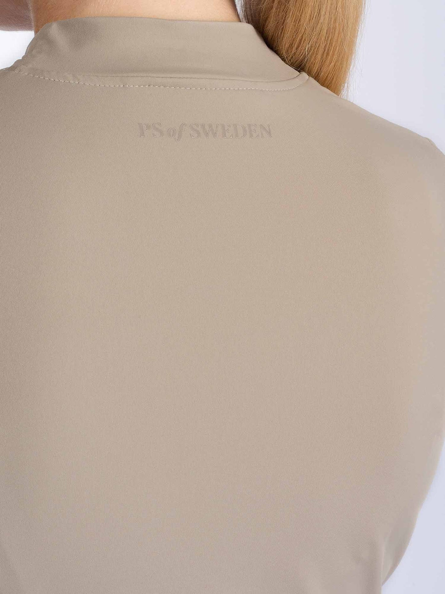Louise Base Layer, Moon rock - Ps of Sweden Fall 202