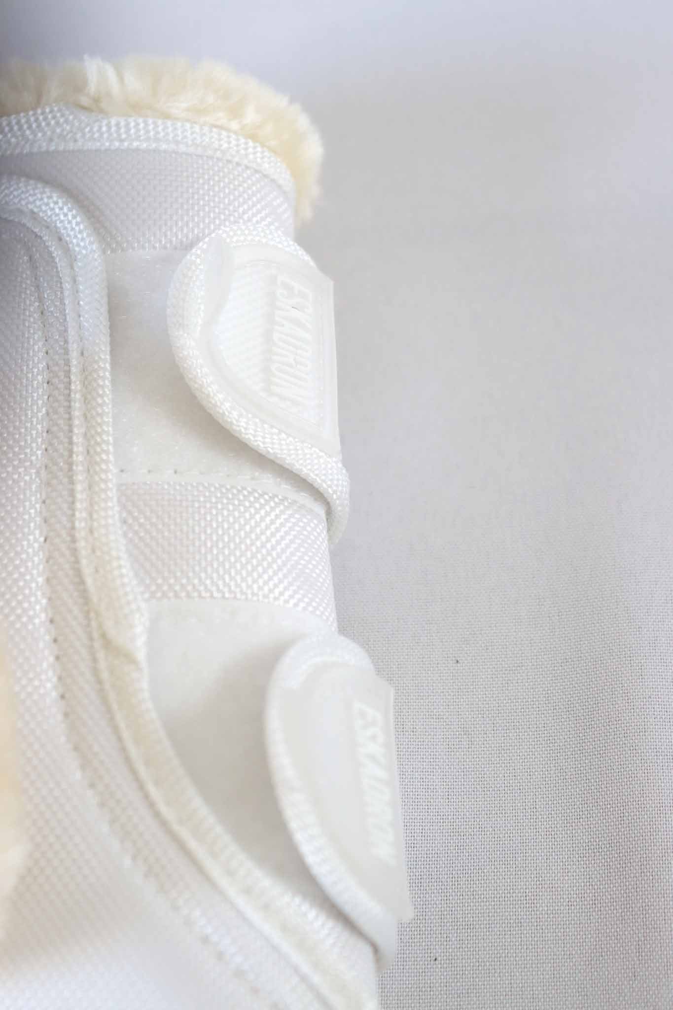 White Fauxfur Soft Leg Warmers - Eskadron