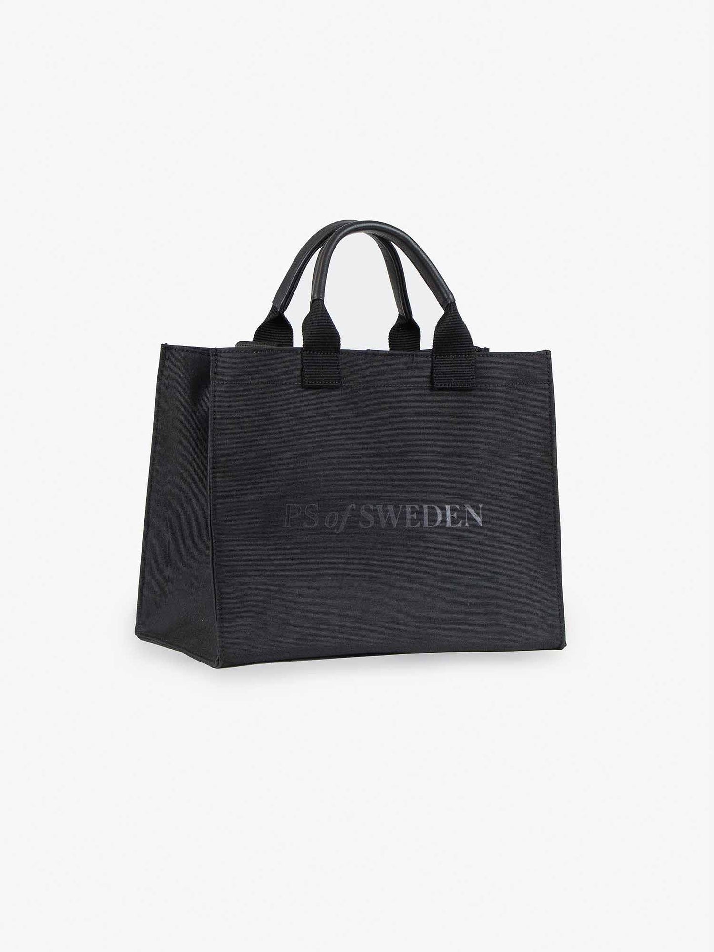 Gabrielle Grooming Bag, Black - Ps of Sweden Fall 2022