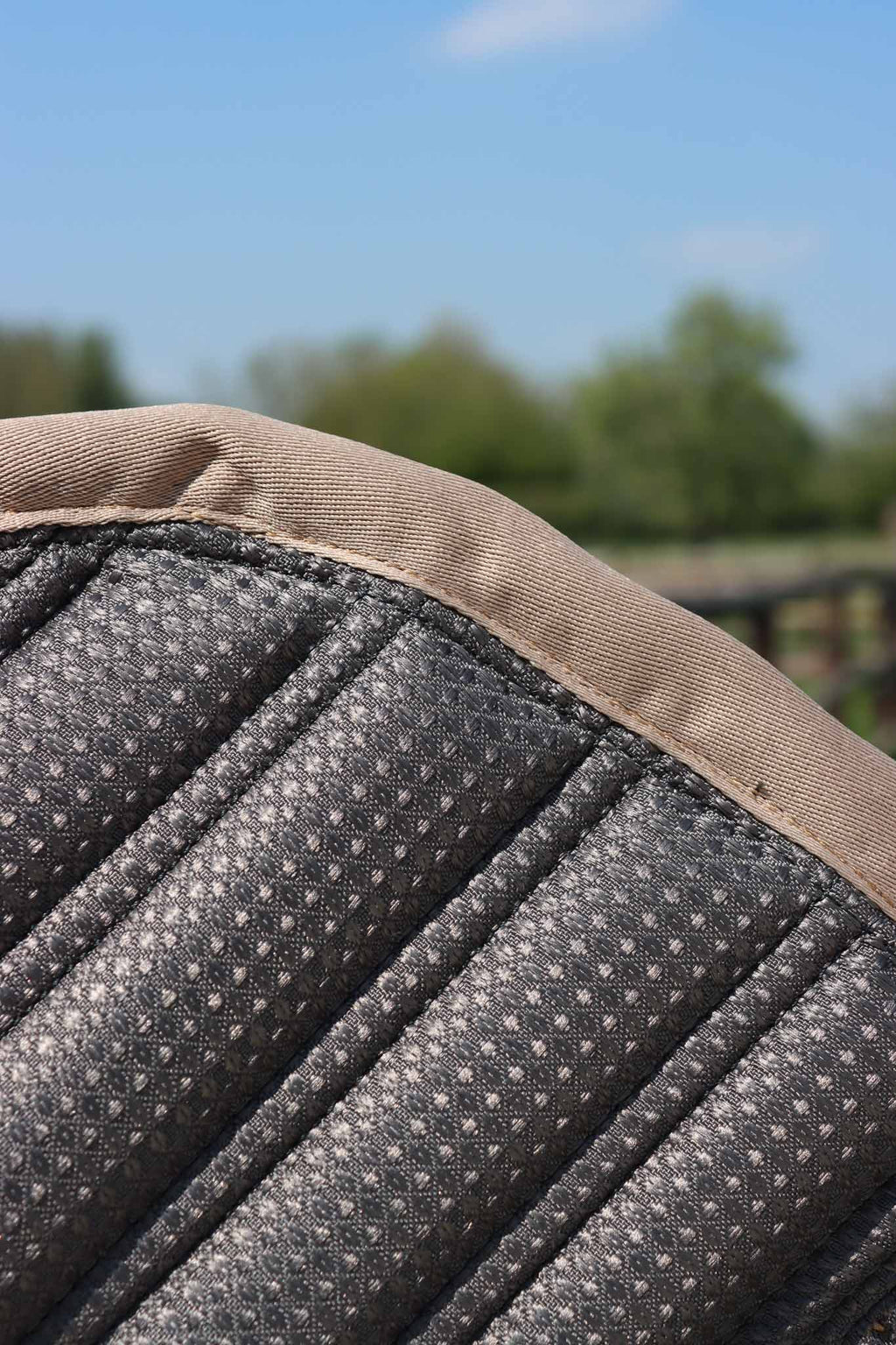 Dressurpad Slim Navy/Weiß/Tan - Silver Crown